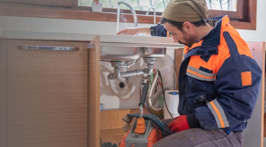 Professional emergency plumbing in Birchleaf, VA